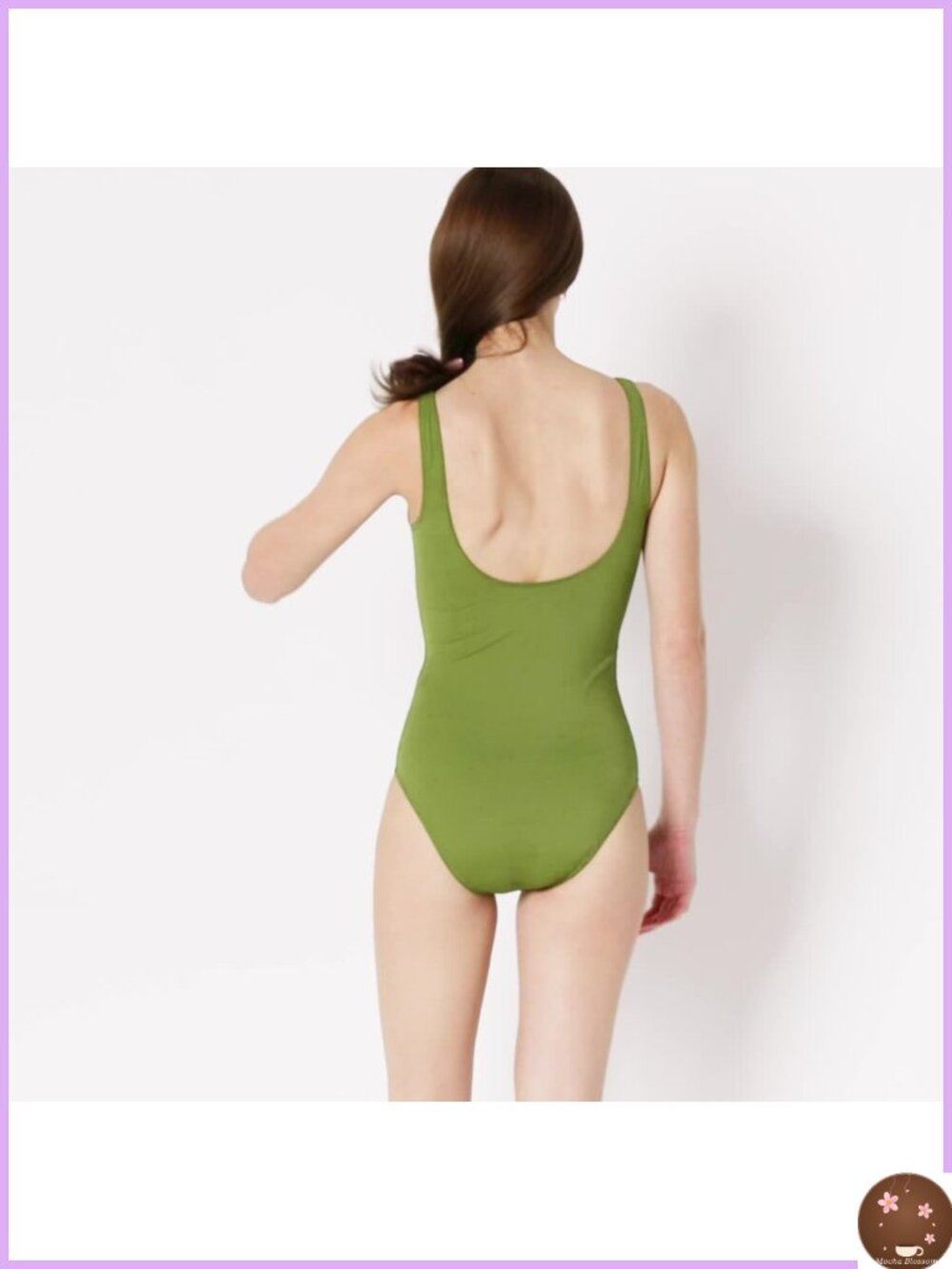Women's One-Piece Scoop Neck Coverage Swimsuit - Picture 5 of 5